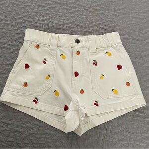 🌺 PacSun High Rise Embroidered Cream Denim Shorts 2” Inseam Women’s Size XS